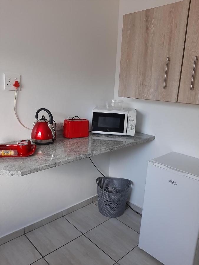 Sleep@161 Benade Drive Apartment Bloemfontein Bagian luar foto